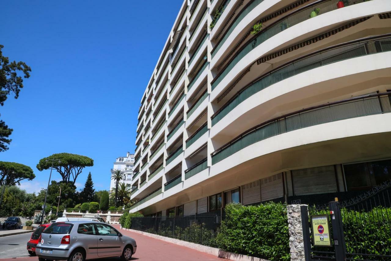 Acci Cannes Gallia Exteriör bild